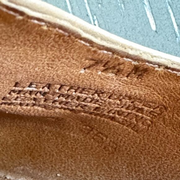 ANTONIO MELANI Women’s Tan Camel Leather Flats Slip On Comfort Shoes Size 7.5M - Picture 7 of 12